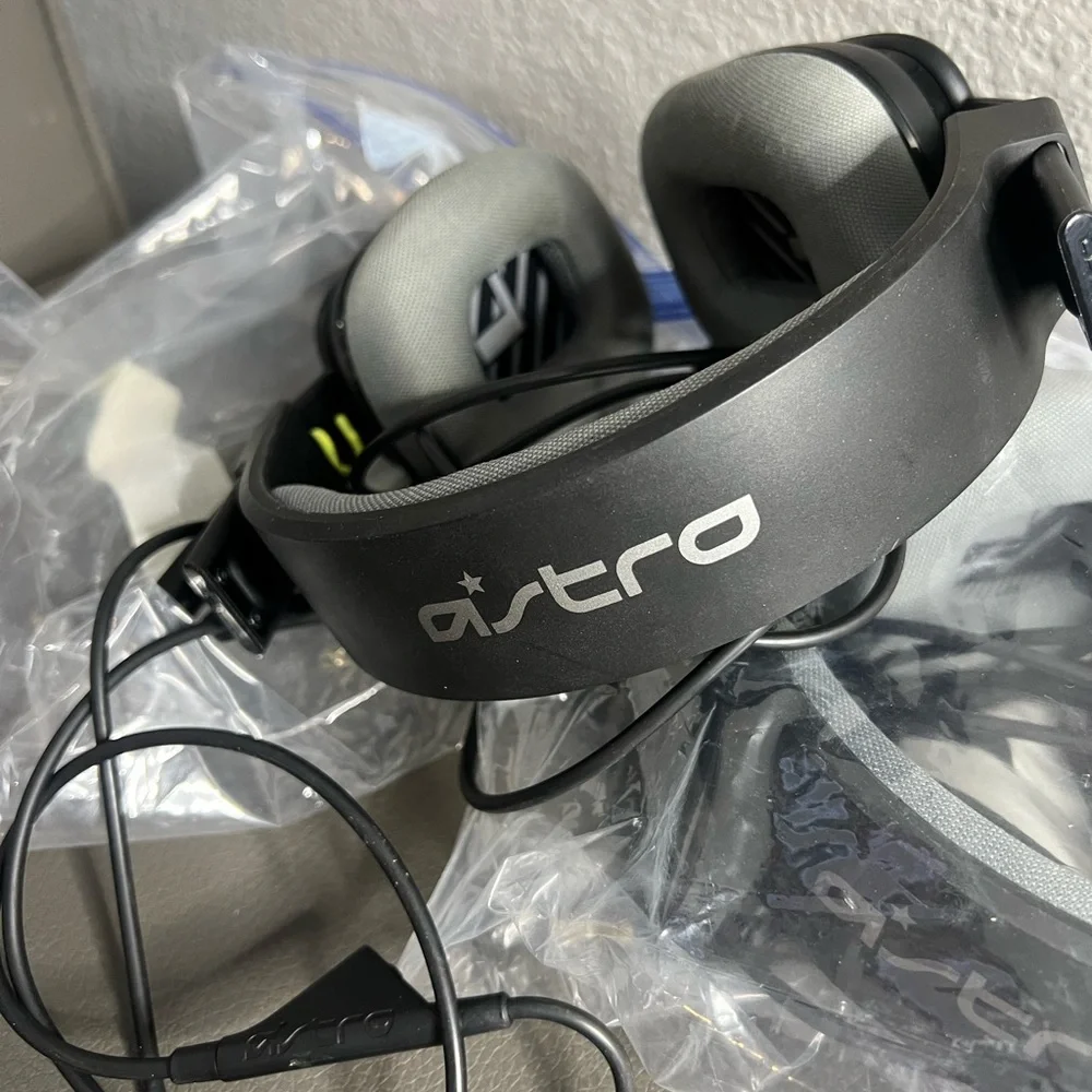 Astro A10 Gen 2 Wired Over ear gaming headset PS5